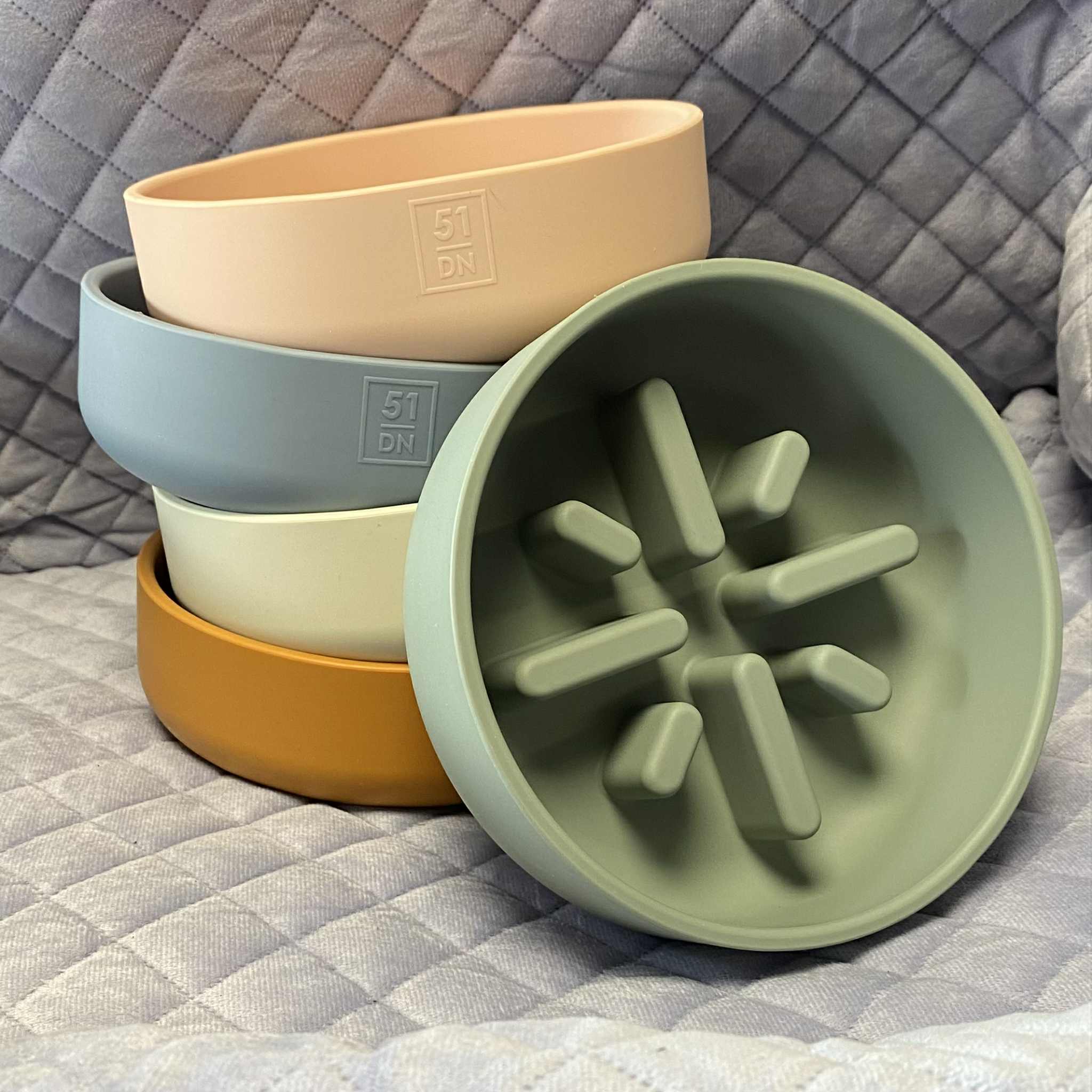 51 DN - Sili Bowl - Slow Feeder - 700 ml