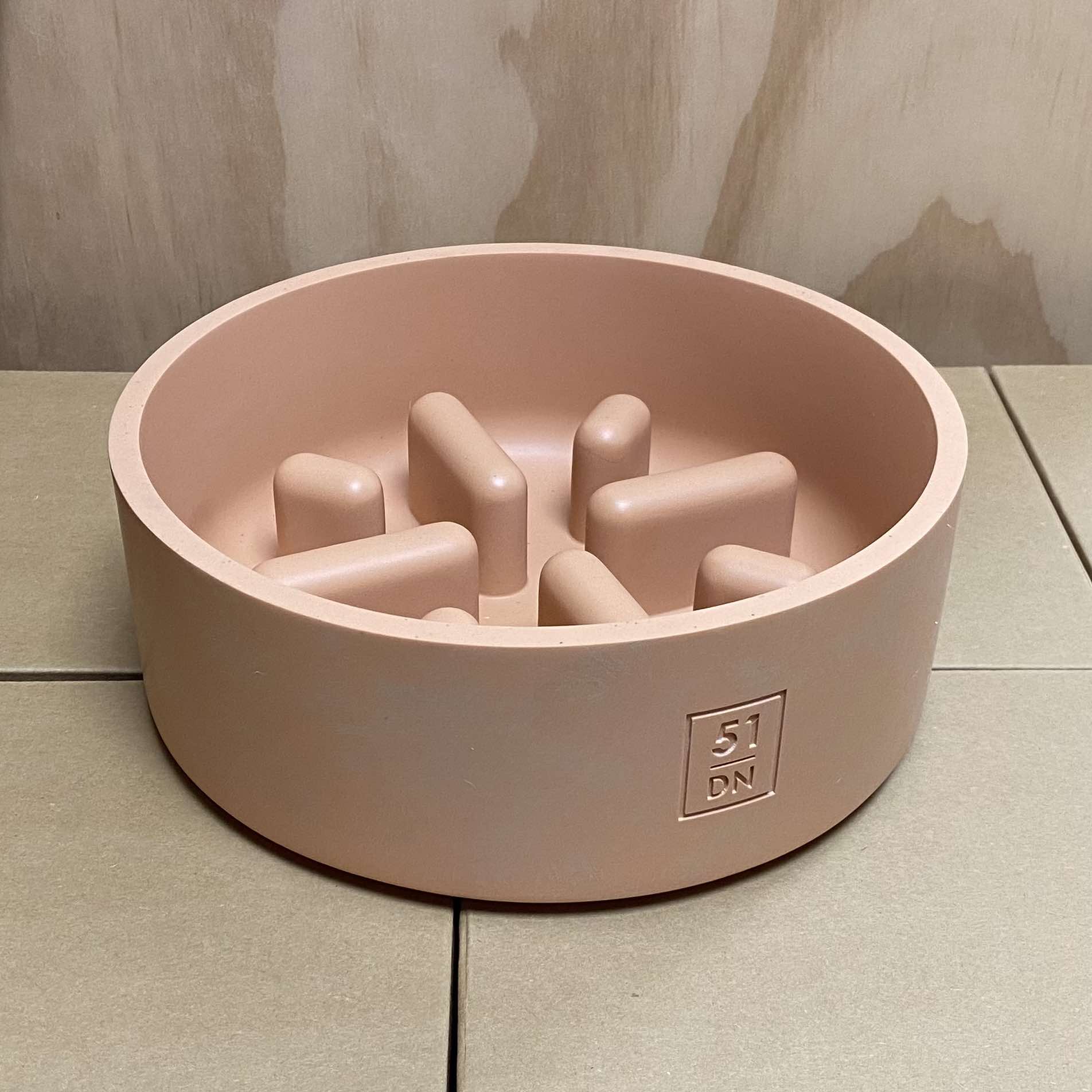 51DN -Stonecraft - Slow Feeder - L